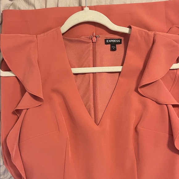 Express Coral Ruffle Mini Dress - Picture 2 of 2